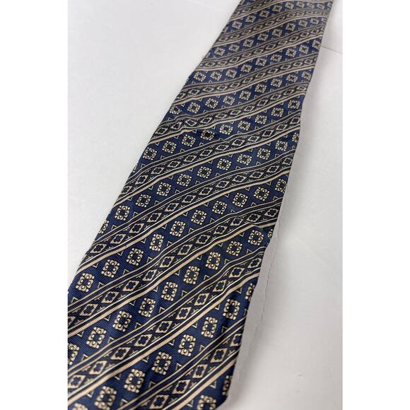 Christian Dior Necktie - Pre-Owned in Great Condition! - Picture 5 of 8